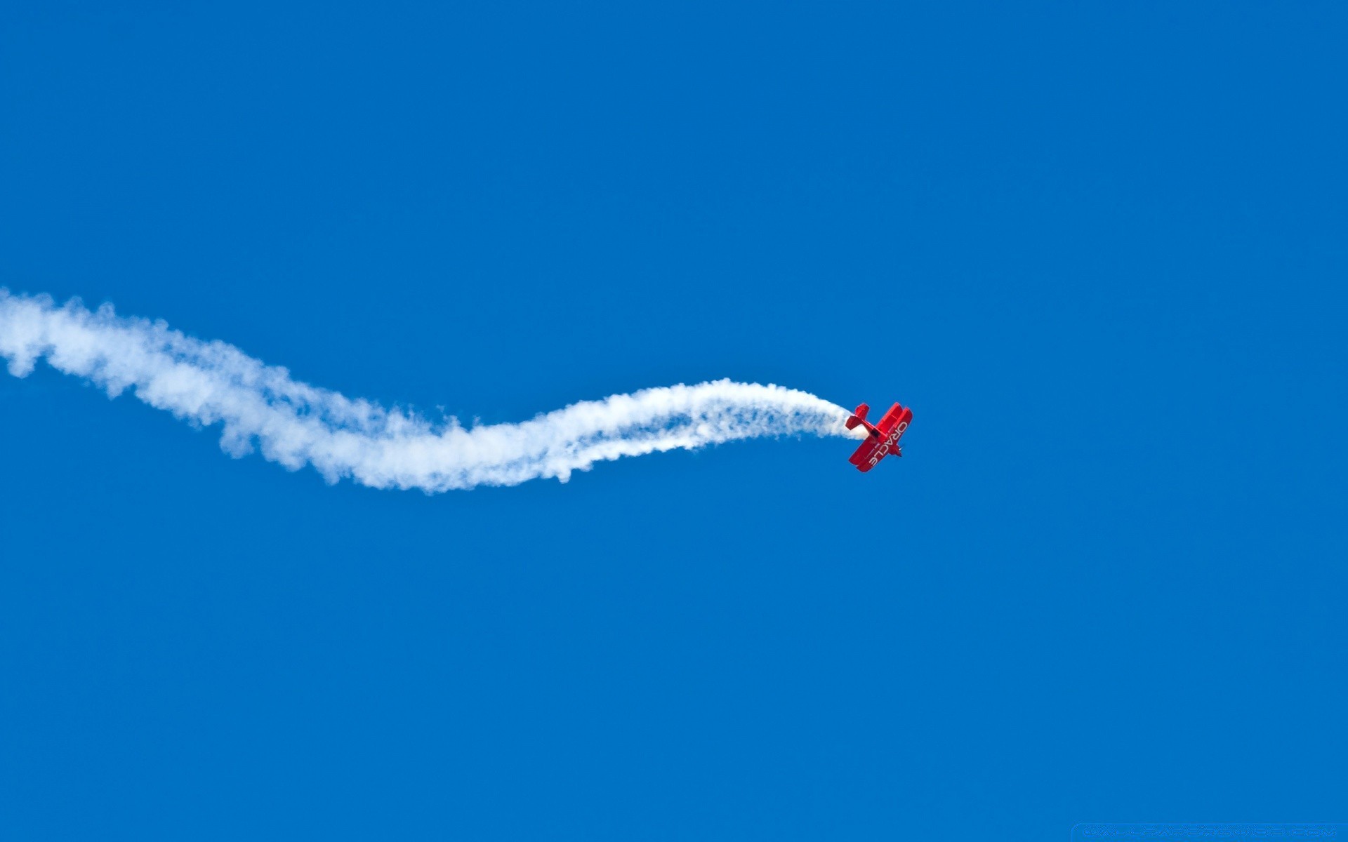 aviazione aereo aereo volo aereo fumo volare aria cielo combattente precisione militare acrobazia auto velocità azione formazione geologica veloce sistema di trasporto