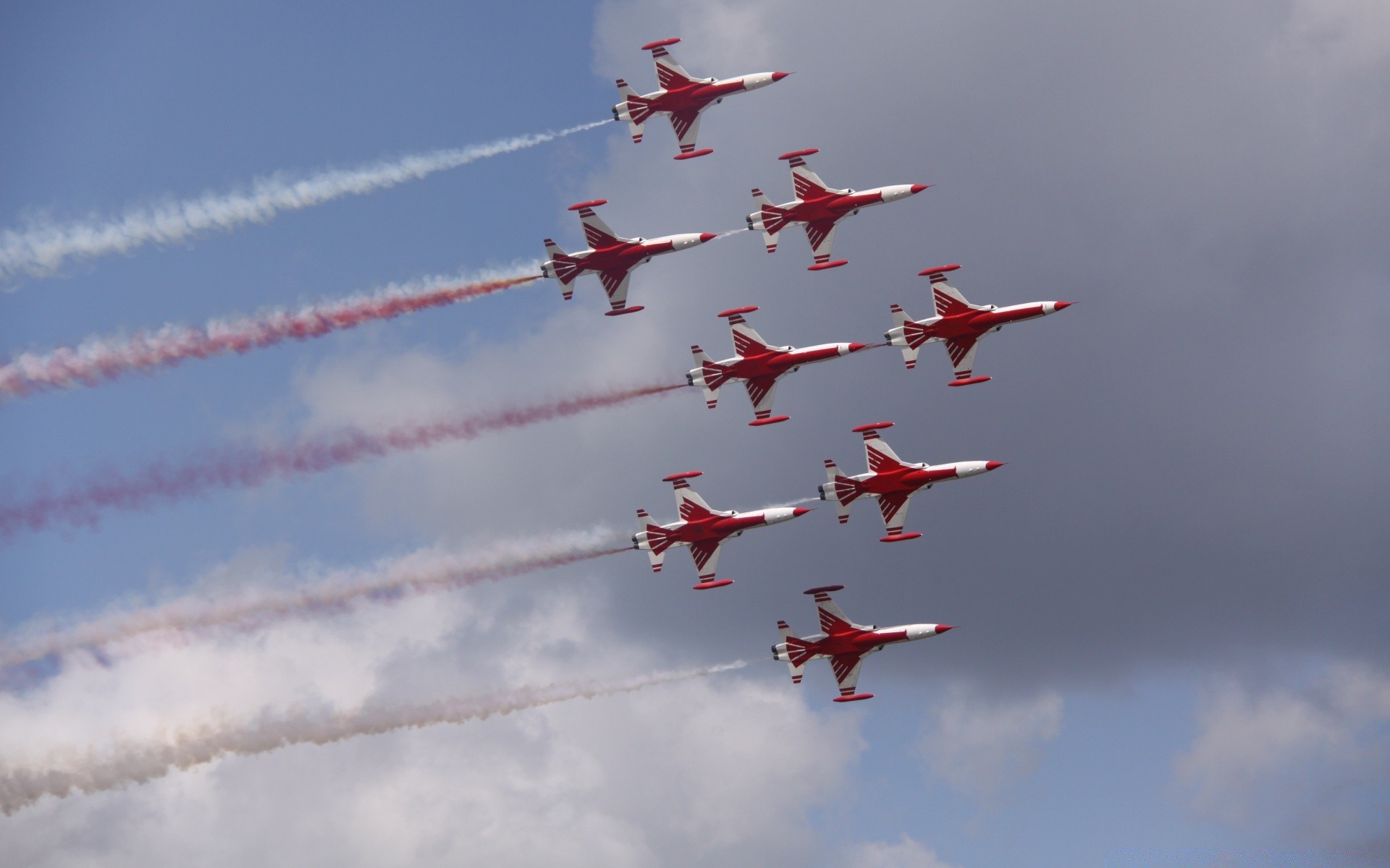 aviação avião avião voo avião voar lutador militar ar formação geológica precisão asa força aérea acrobacia velocidade céu marinha hawk aeroporto