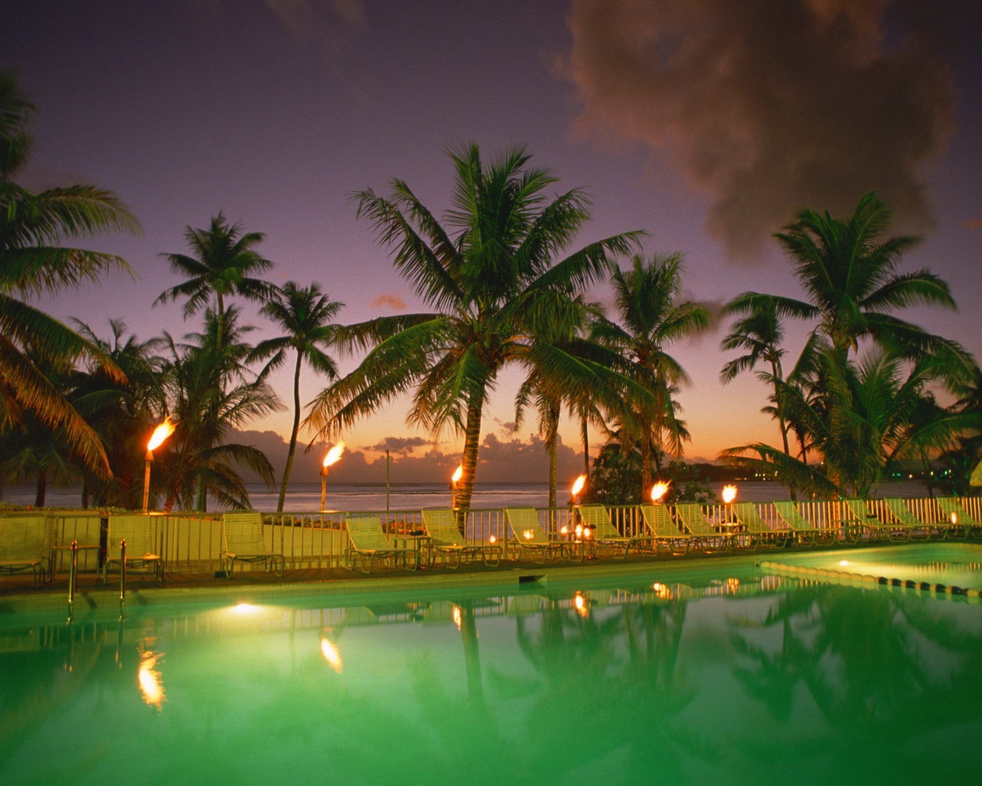 paysage plage eau tropical hôtel station voyage palm vacances soleil détente sable coucher de soleil luxe exotique île noix de coco baie piscine loisirs