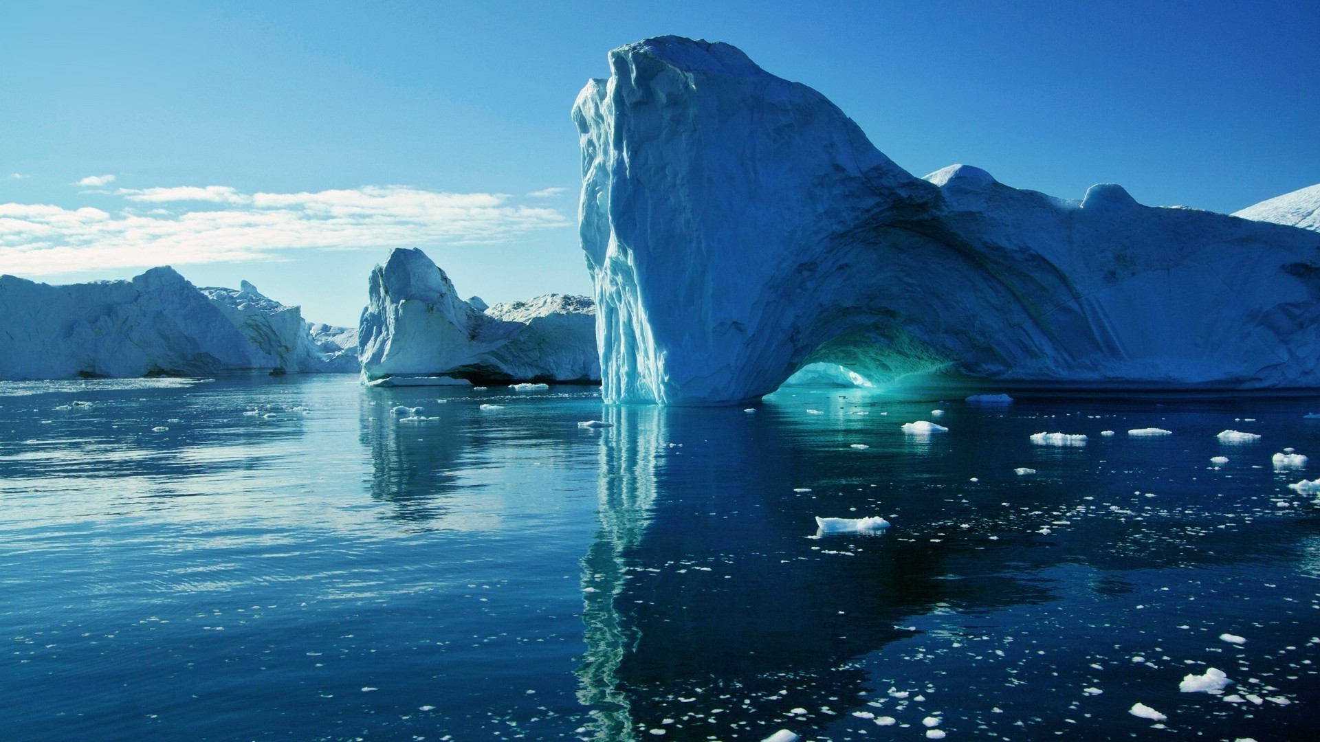 sea and ocean water iceberg sea ice nature snow travel frosty ocean outdoors melting winter sky landscape glacier swimming reflection cold mountain