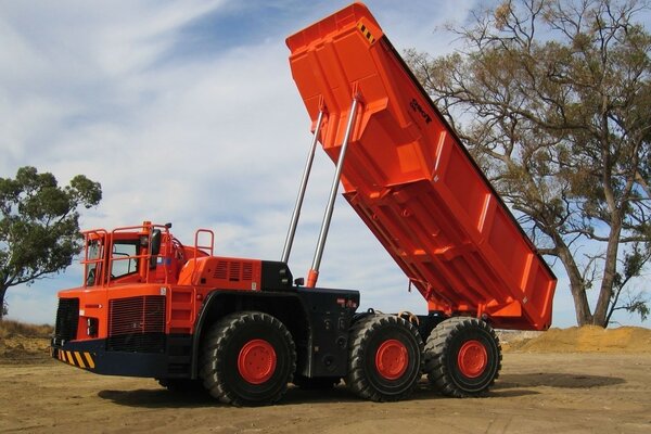 Heavy Quarry Dump Truck