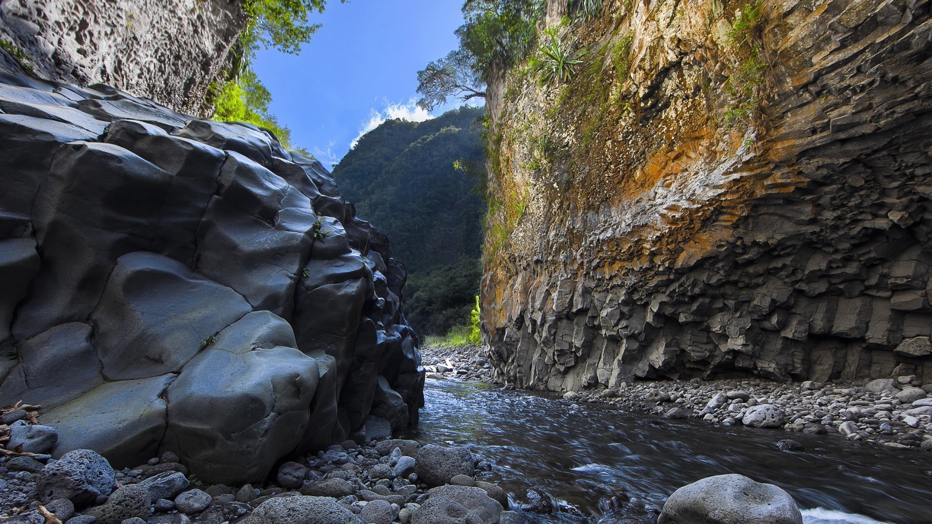 flüsse teiche und bäche teiche und bäche wasser natur fluss rock strom wasserfall reisen im freien landschaft stein berge holz nass herbst park umwelt