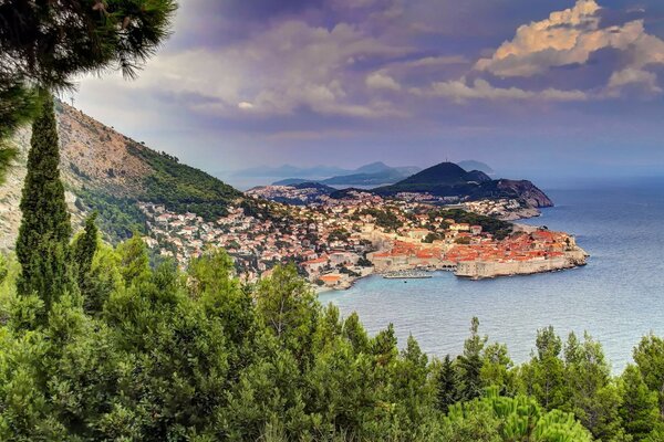 Bella foto del mare e della terra