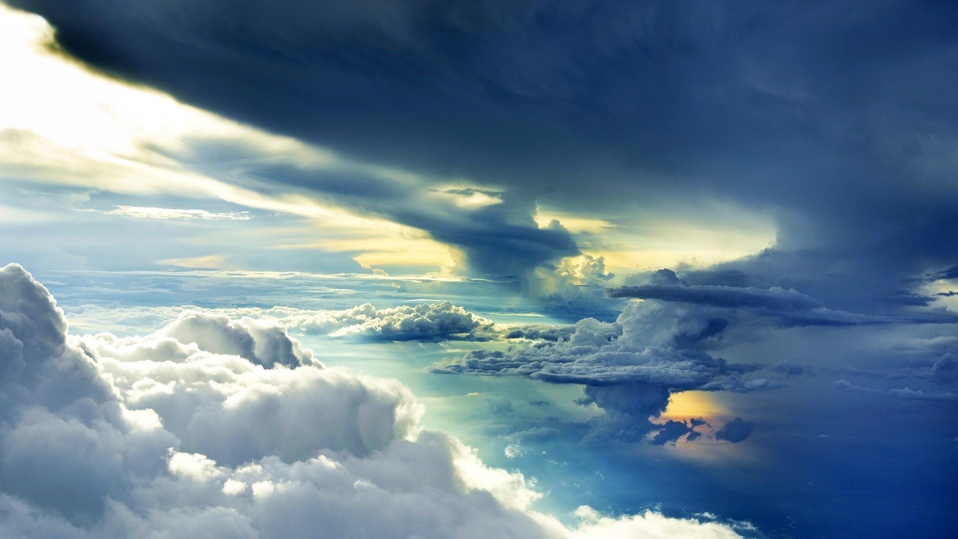 天空 天空 自然 户外 好天气 天气 太阳 夏天 日光 景观 光 日落 气象 天空 大气 黎明 云 雨 高 风景