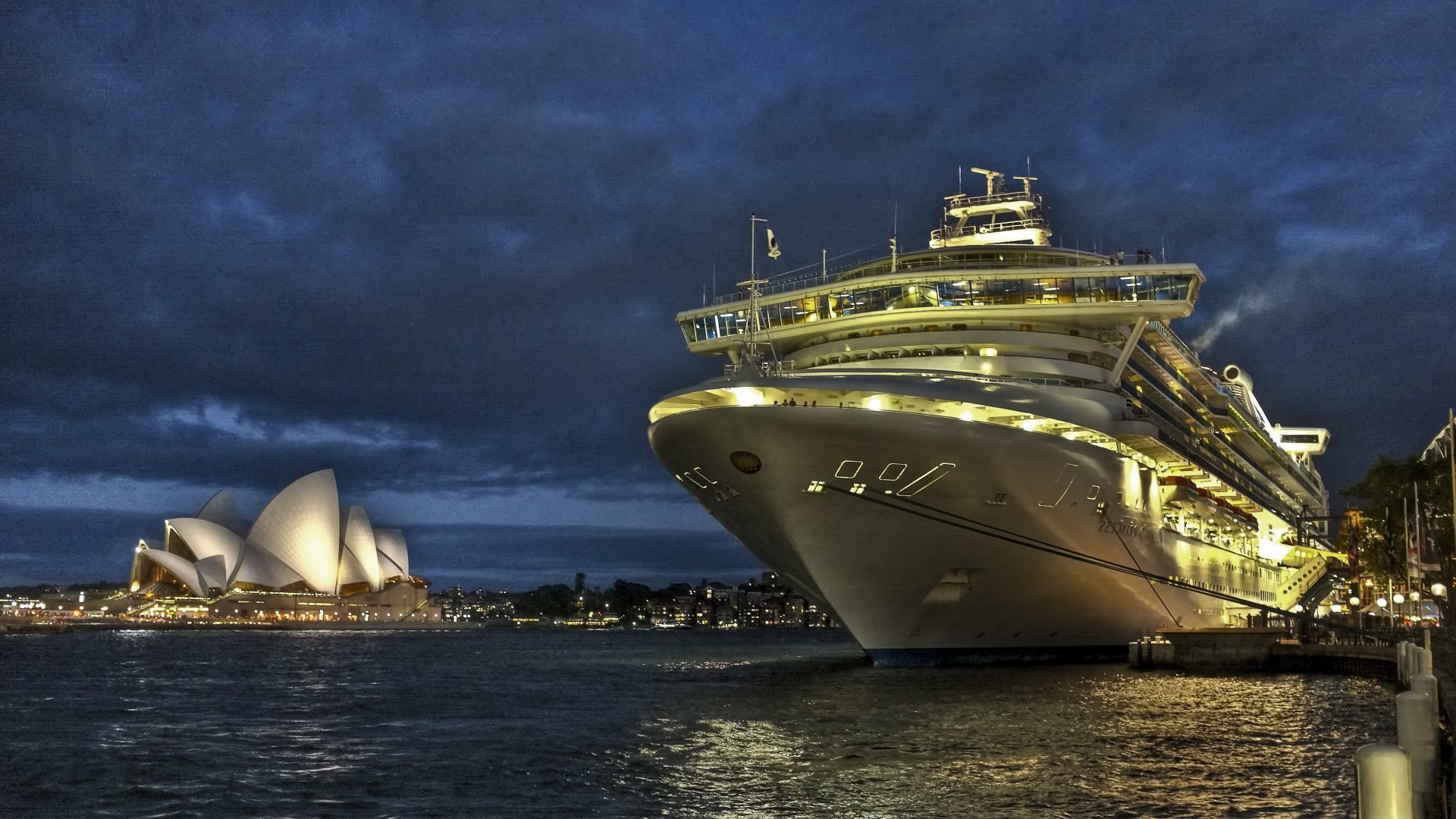 grandi navi e navi di linea acqua moto d acqua viaggi mare nave auto sistema di trasporto cielo oceano all aperto barca