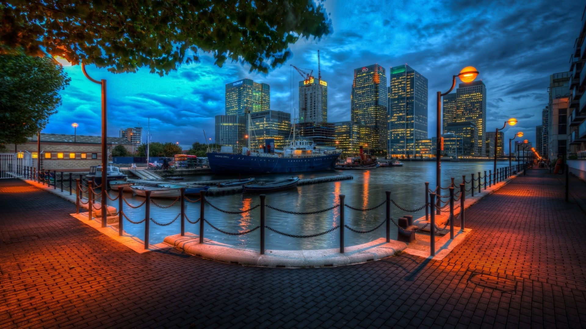 gratte-ciel ville architecture eau voyage maison ville crépuscule coucher de soleil soir réflexion skyline pont urbain quai gratte-ciel ciel rivière lumière centre-ville hôtel