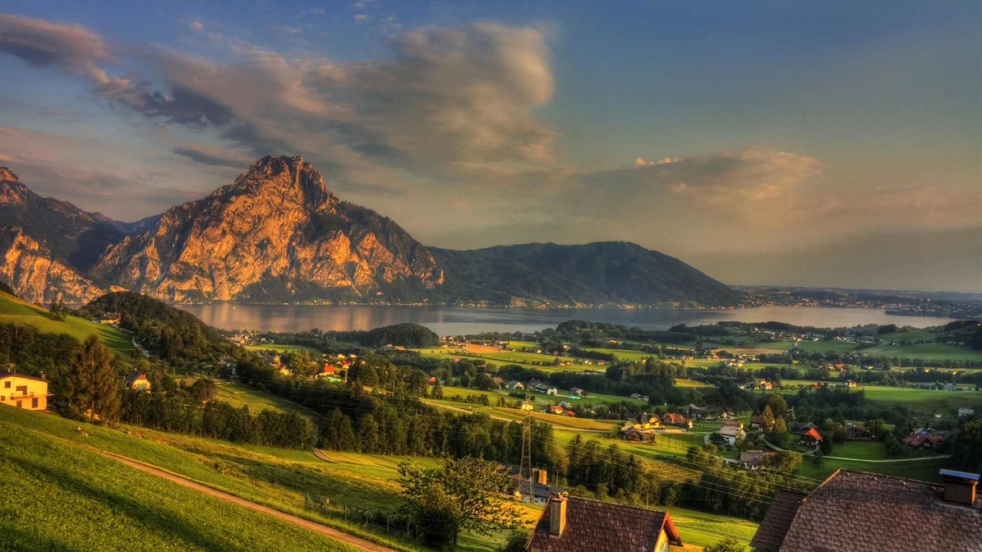 felder wiesen und täler reisen berge landschaft im freien himmel sonnenuntergang natur baum hügel landschaftlich abend tal landschaft sommer ländlich tageslicht