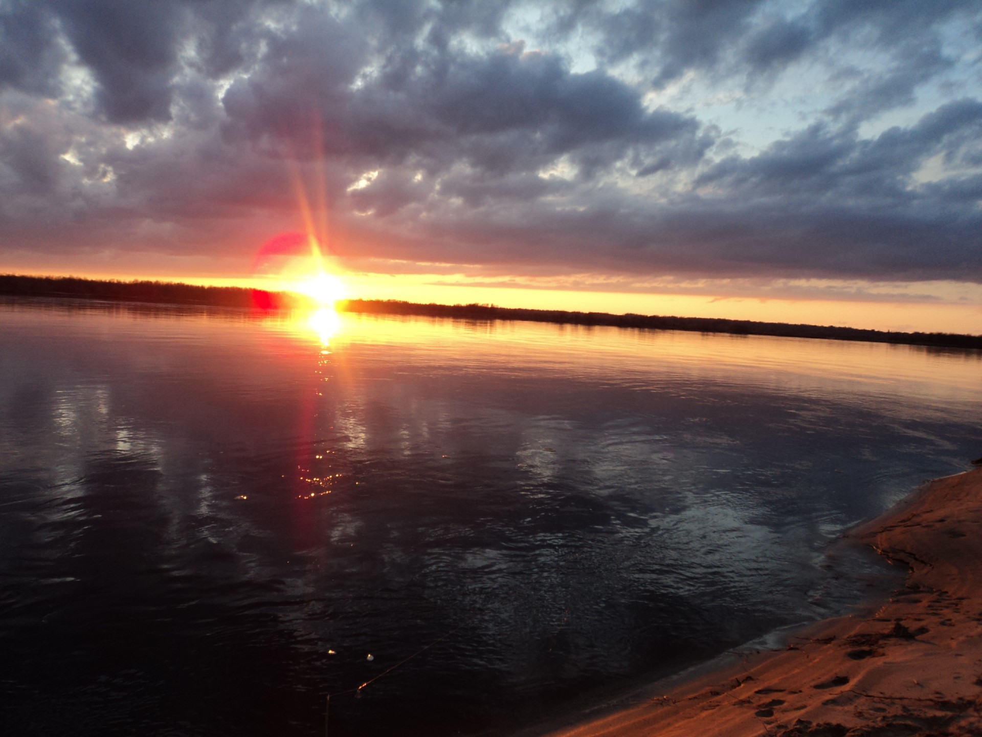 rivers ponds and streams sunset dawn water dusk evening sun reflection landscape beach ocean sea sky