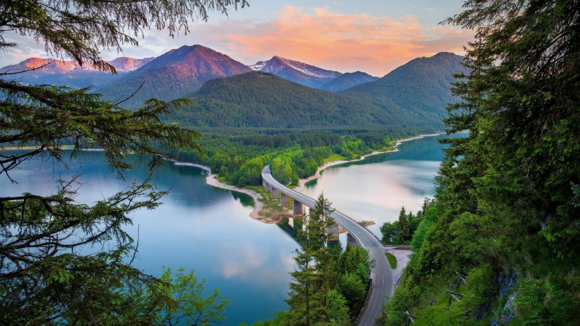 rivières étangs et ruisseaux étangs et ruisseaux eau nature voyage montagnes paysage lac bois à l extérieur rivière ciel bois scénique été