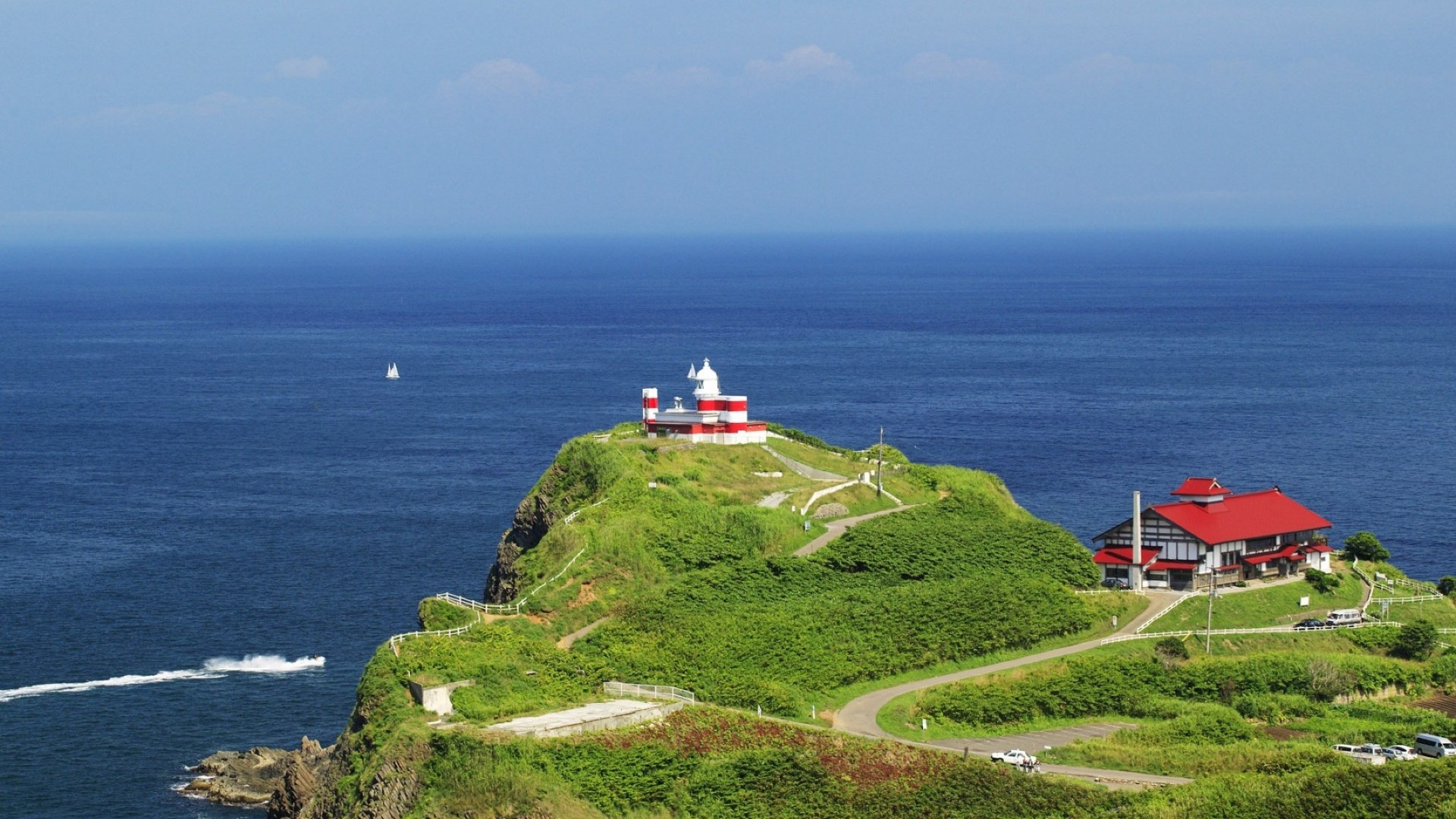 海洋和海洋 水域 海洋 旅游 海 海洋 海滩 景观 夏季 建筑 户外 岛屿 灯塔 自然 日光 风景 天空