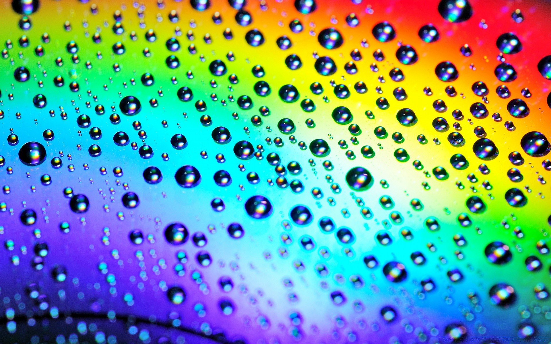 arc-en-ciel pluie humide goutte rosée liquide bulle eau gouttes splash turquoise clair propre résumé brille lumière gouttes lavage couleur rosée