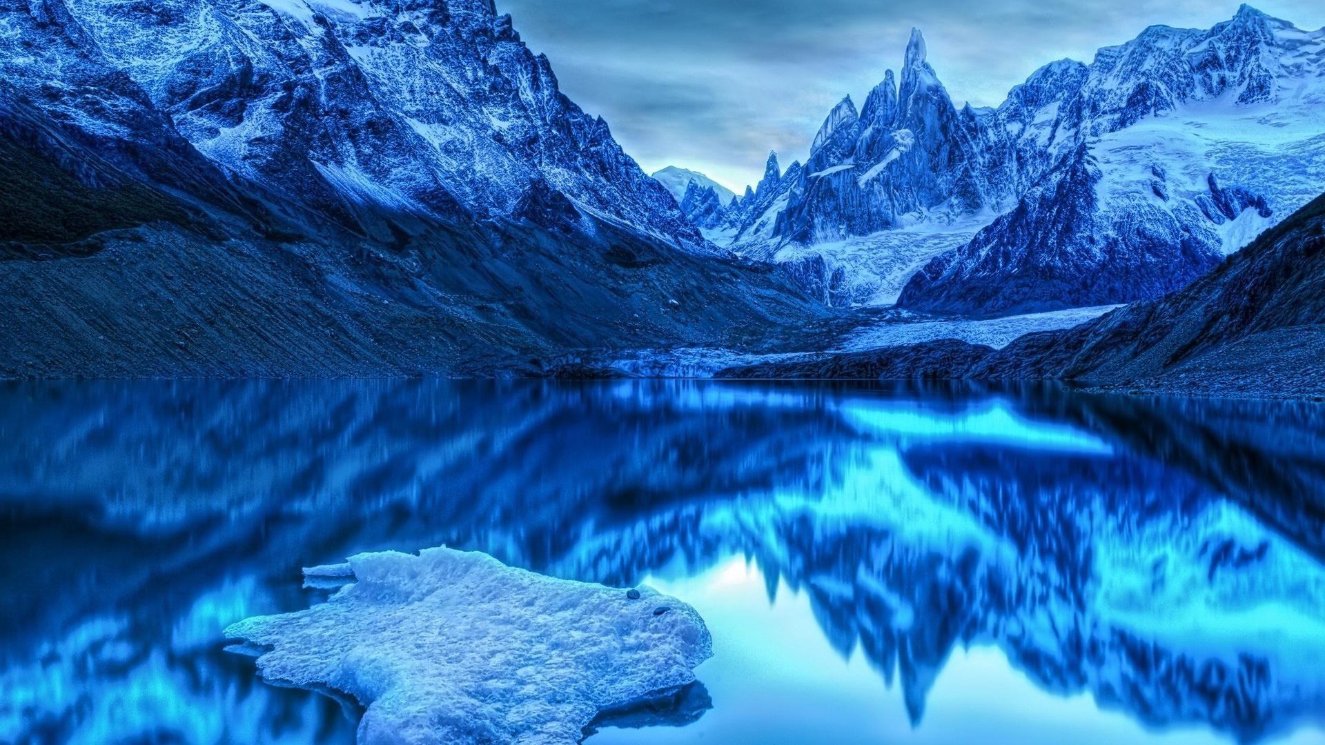 hiver neige eau glace voyage nature paysage froid à l extérieur réflexion montagnes givré glacier