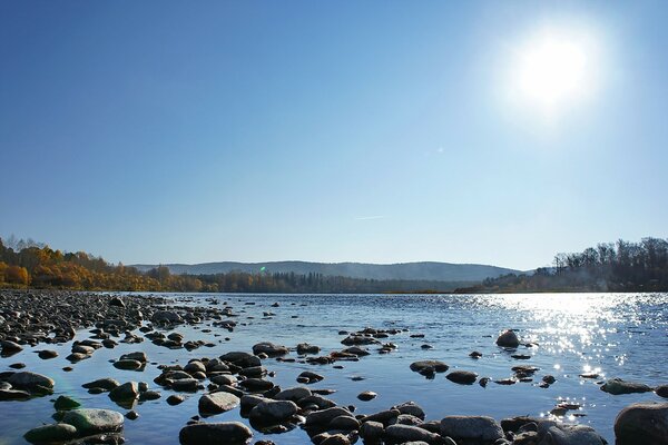 Rivières, étangs et ruisseaux, eau et ciel