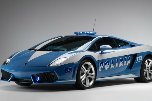 Lamborghini voiture de police