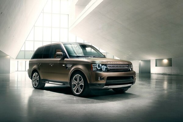 Car. Range Rover SUV