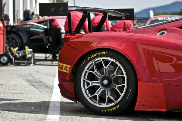 Paraurti Posteriore Rosso di Ferrari