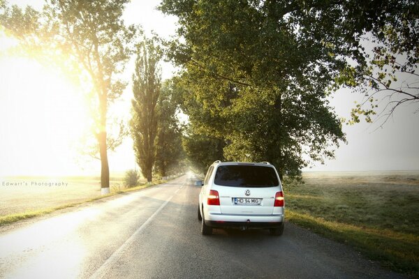 Wenn das Auto die Straße sicher hält