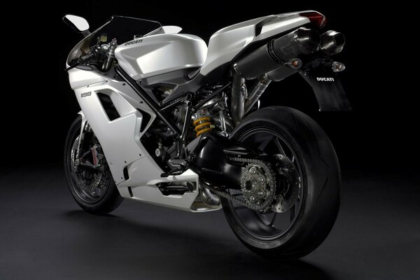 Ducati сұр спорттық мотоцикл