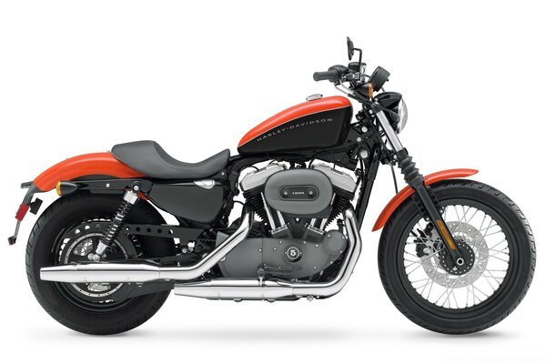 Harley Davidson мотоцикл қызыл