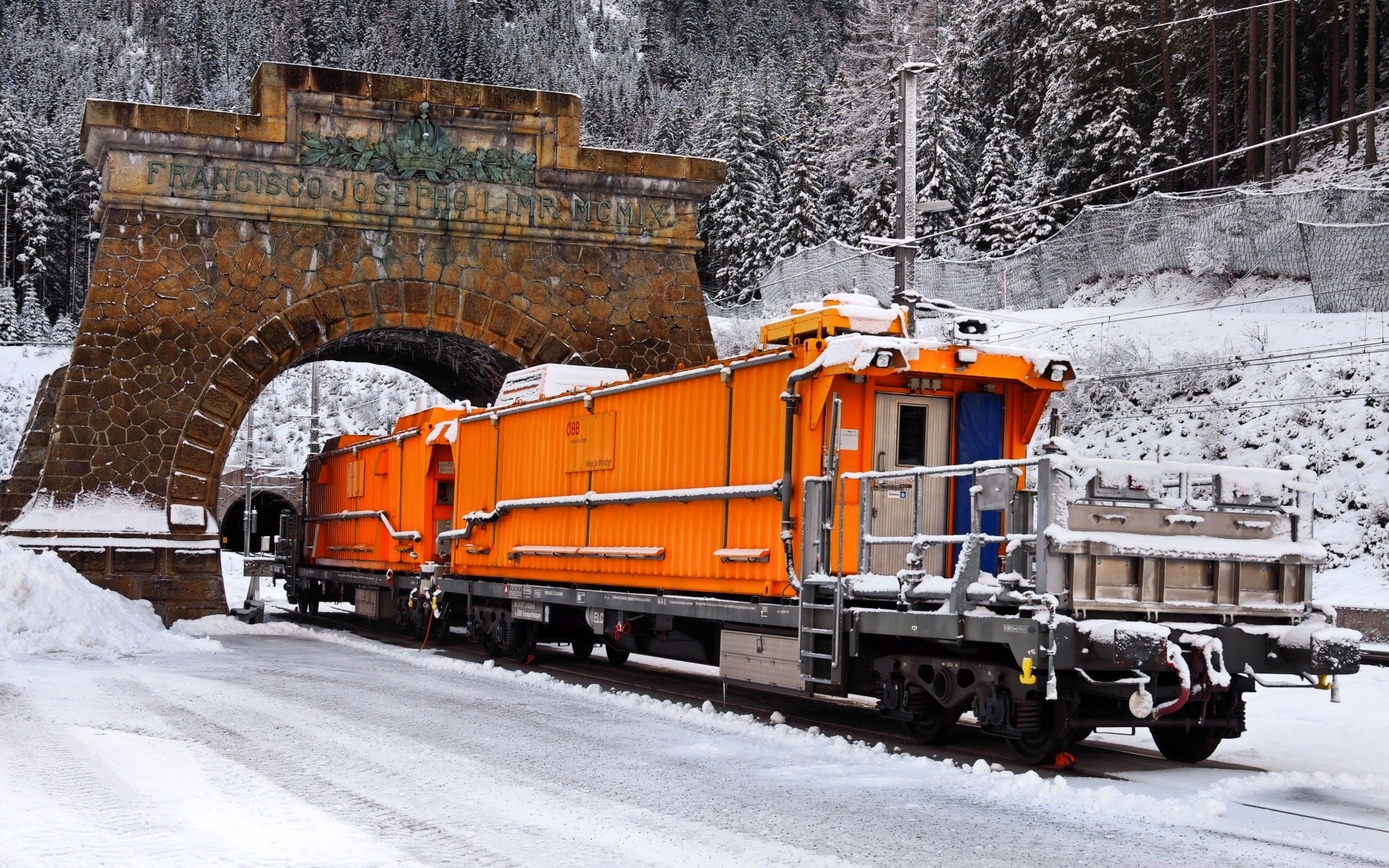 trains neige hiver voiture froid piste système de transport en plein air voyage lumière du jour glace