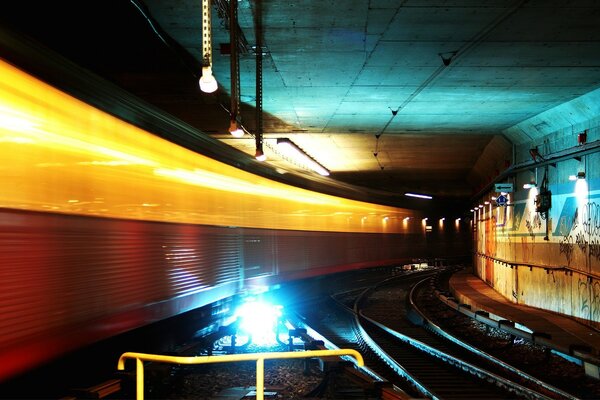 U-Bahn-Transport Lichtbelichtung