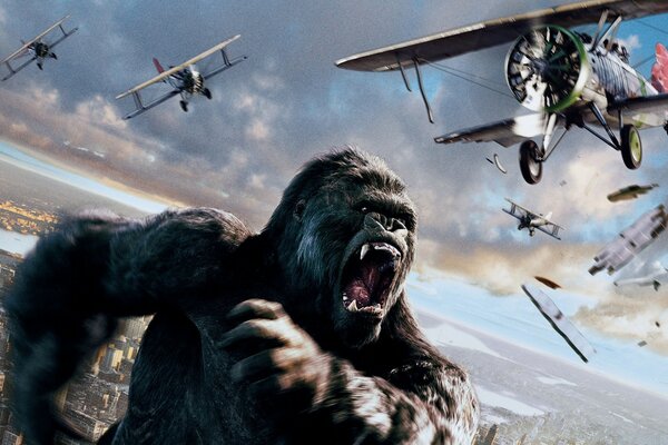 Shooting planes at the furious King Kong