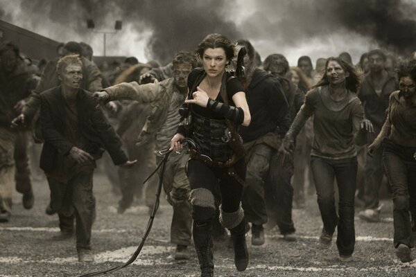 Mila Jovovich en una película de zombis