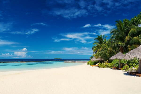 White sandy beach and blue ocean