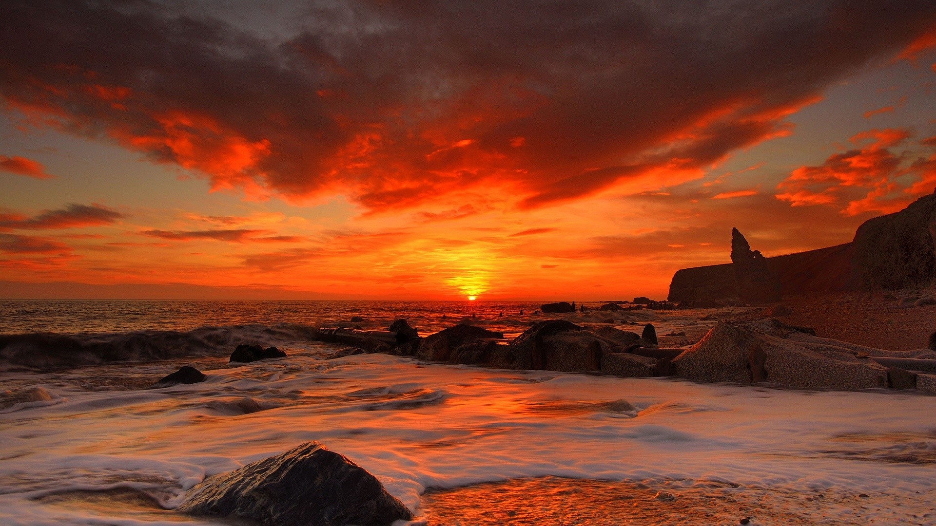 mer et océan coucher de soleil aube crépuscule eau soir voyage plage soleil ciel paysage mer