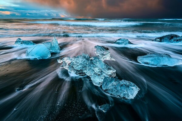 Increíblemente hermoso hielo marino