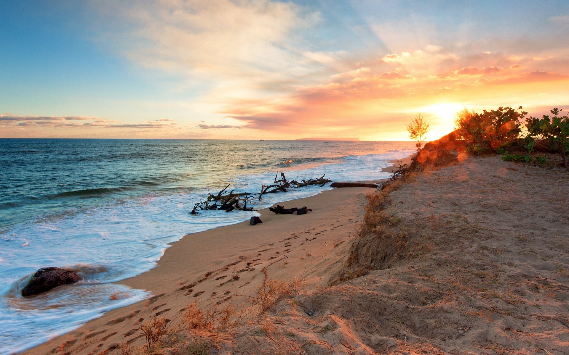 sea and ocean beach water seashore sunset sea ocean travel sand sun landscape sky seascape summer