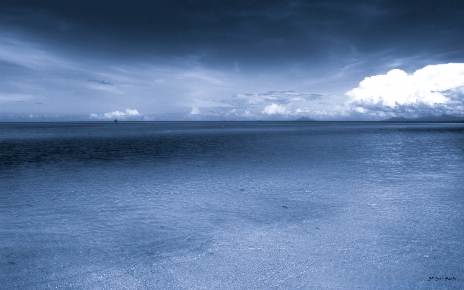 mer et océan eau mer paysage ciel plage nature paysage océan coucher de soleil voyage sable à l extérieur soleil nuage tempête lac