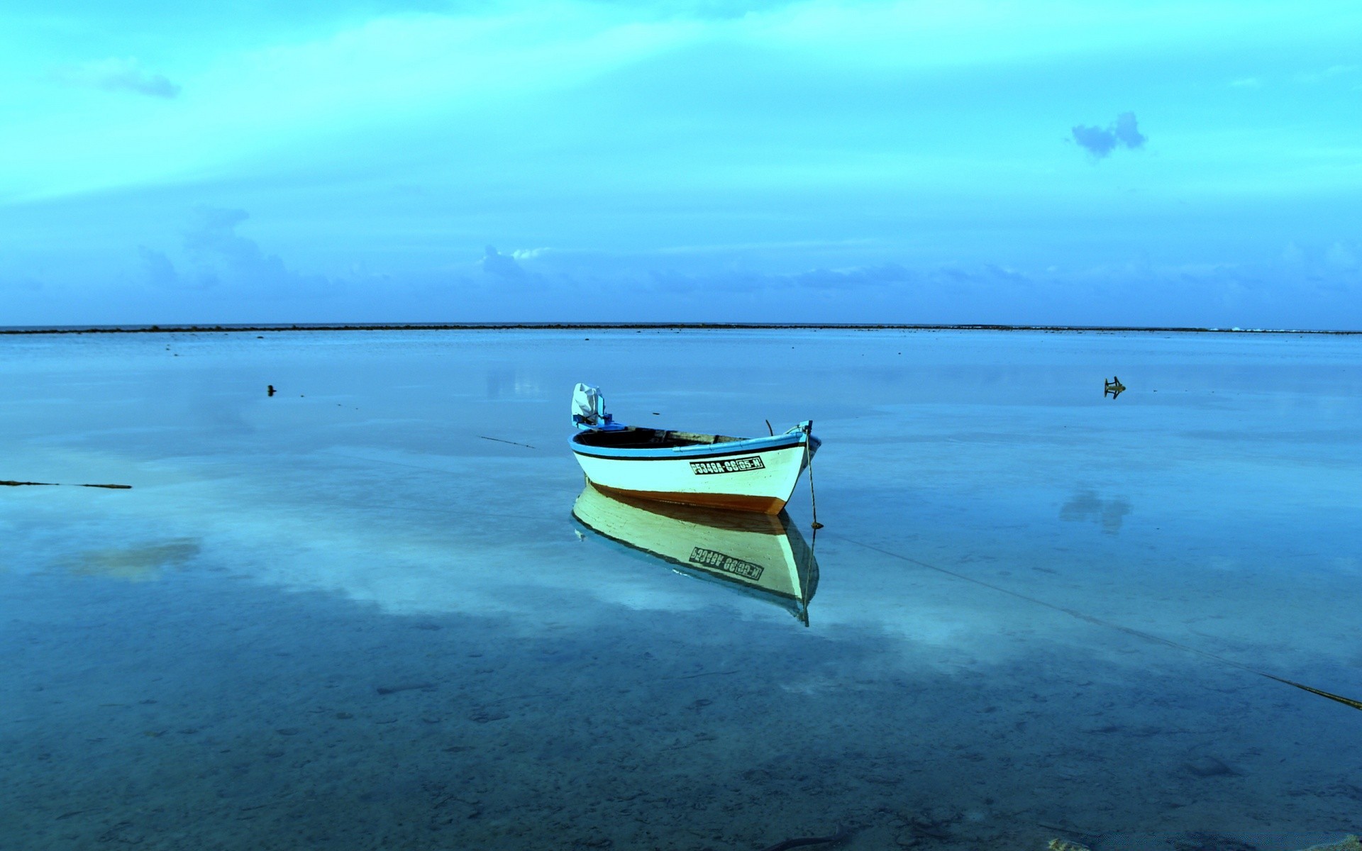 meer und ozean wasser meer ozean reisen landschaft strand meer wasserfahrzeug insel boot sommer gelassenheit himmel sonne gutes wetter urlaub urlaub