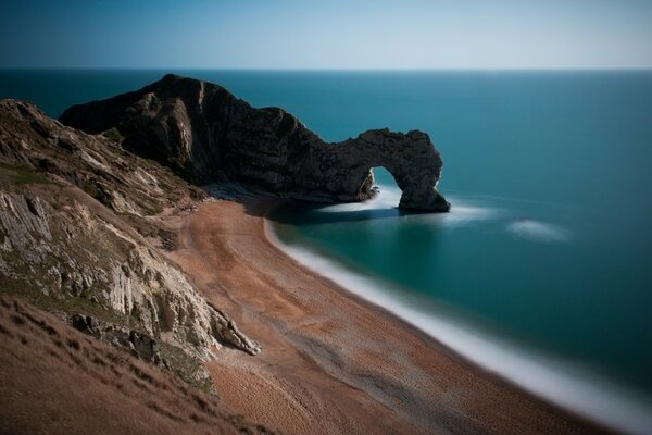 Colinas de arena junto al mar