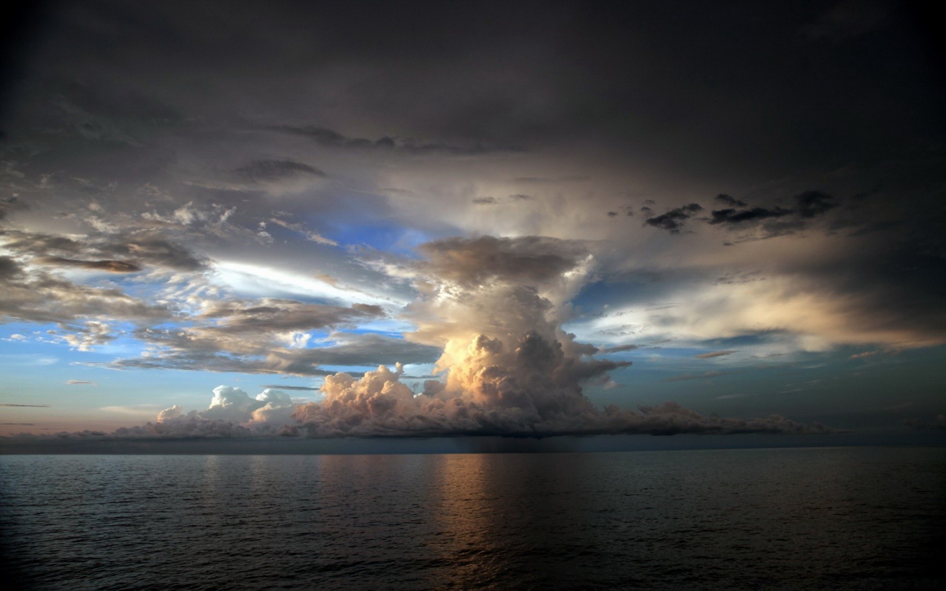 mar y océano puesta de sol agua amanecer sol cielo paisaje crepúsculo noche playa mar océano paisaje naturaleza tormenta luz reflexión dramático nube buen tiempo