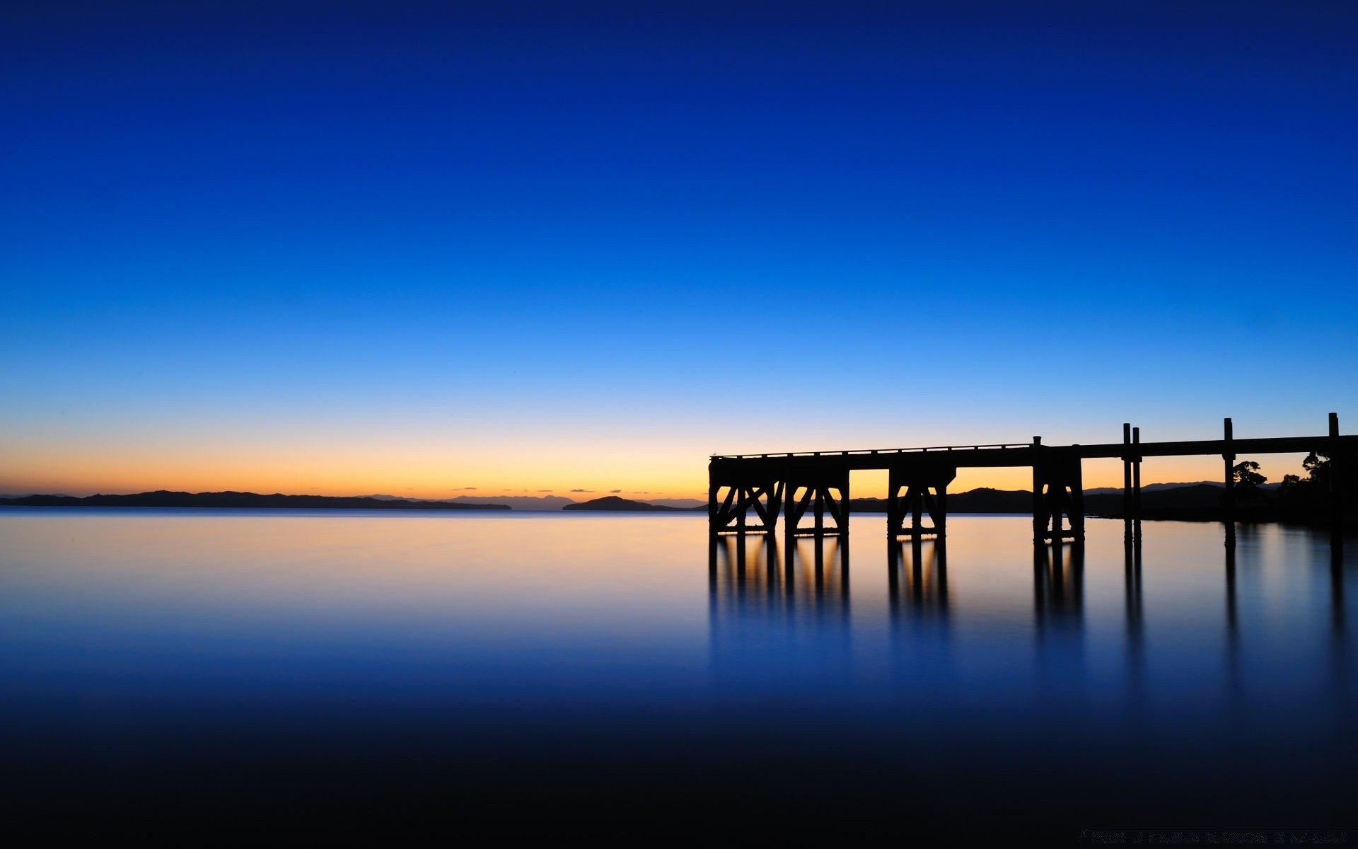 mar y océano puesta de sol agua cielo reflexión mar amanecer playa crepúsculo lago paisaje sol puente muelle noche luz océano paisaje al aire libre