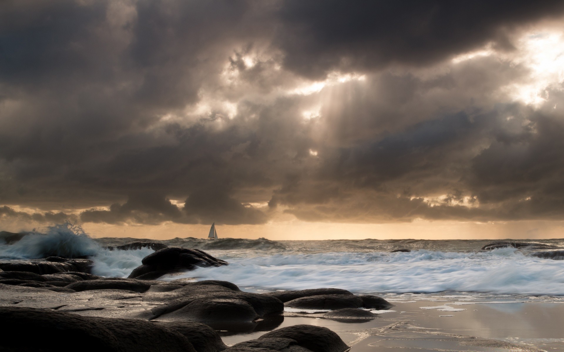 mar y océano puesta de sol agua tormenta playa mar océano amanecer anochecer sol cielo paisaje dramático naturaleza noche paisaje