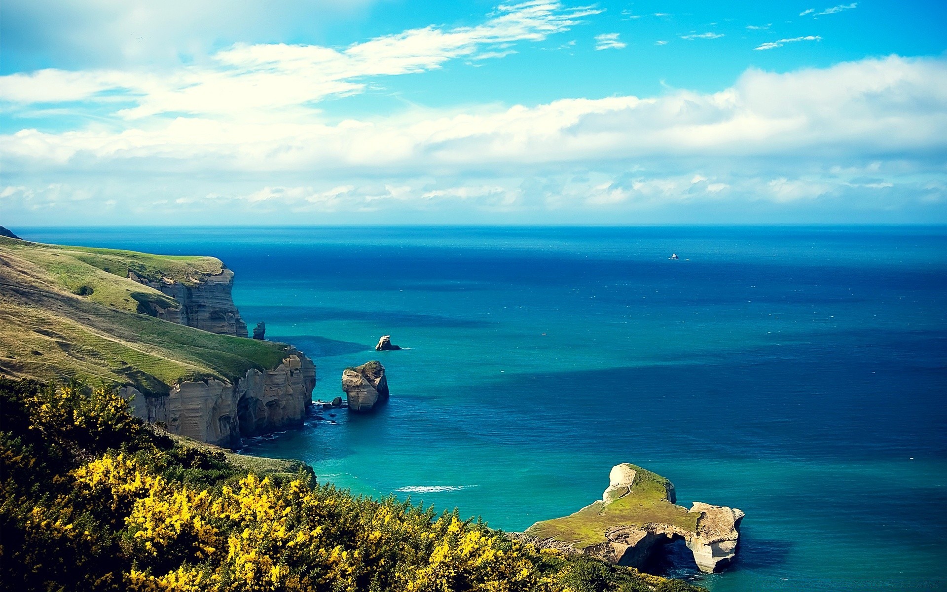 sea and ocean water seashore travel sea beach ocean island seascape sky landscape summer outdoors nature scenic rock tropical bay idyllic