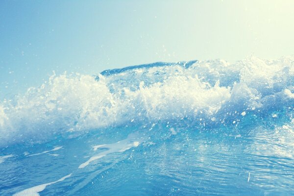 Onda dell oceano. Spruzzata blu