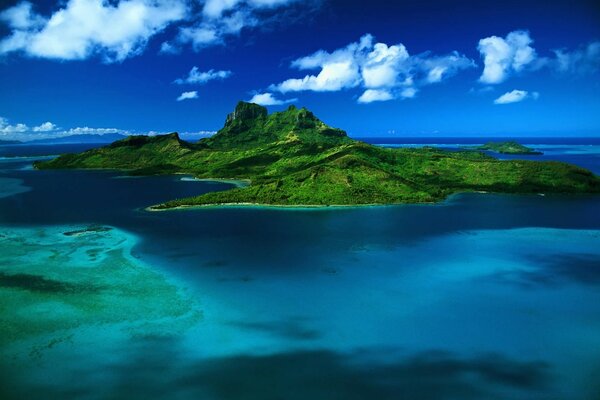 Landscape of an island in the middle of the ocean