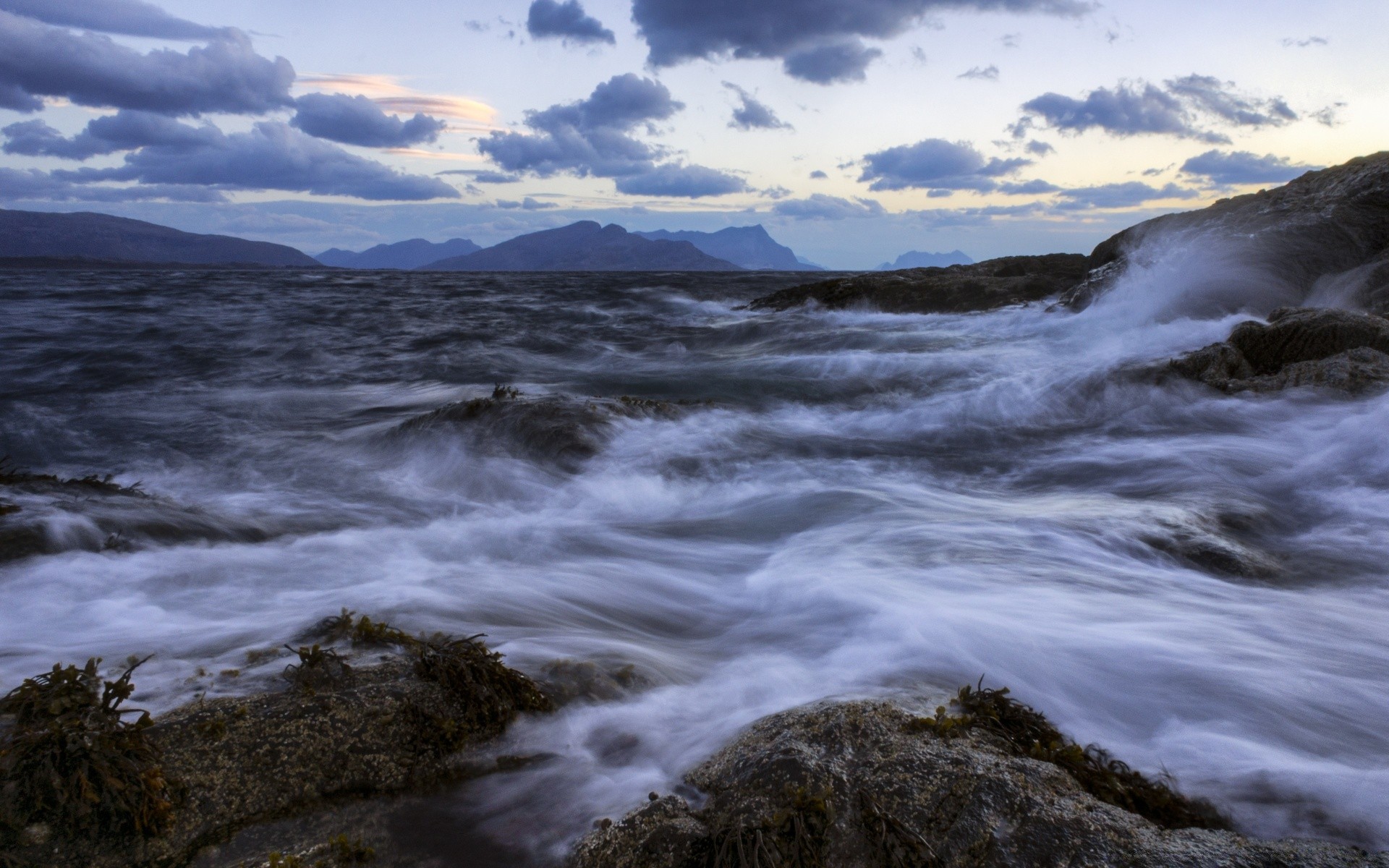 mar y océano paisaje agua montaña viajes tormenta río puesta de sol roca cielo naturaleza mar océano al aire libre lago escénico mar nieve invierno playa