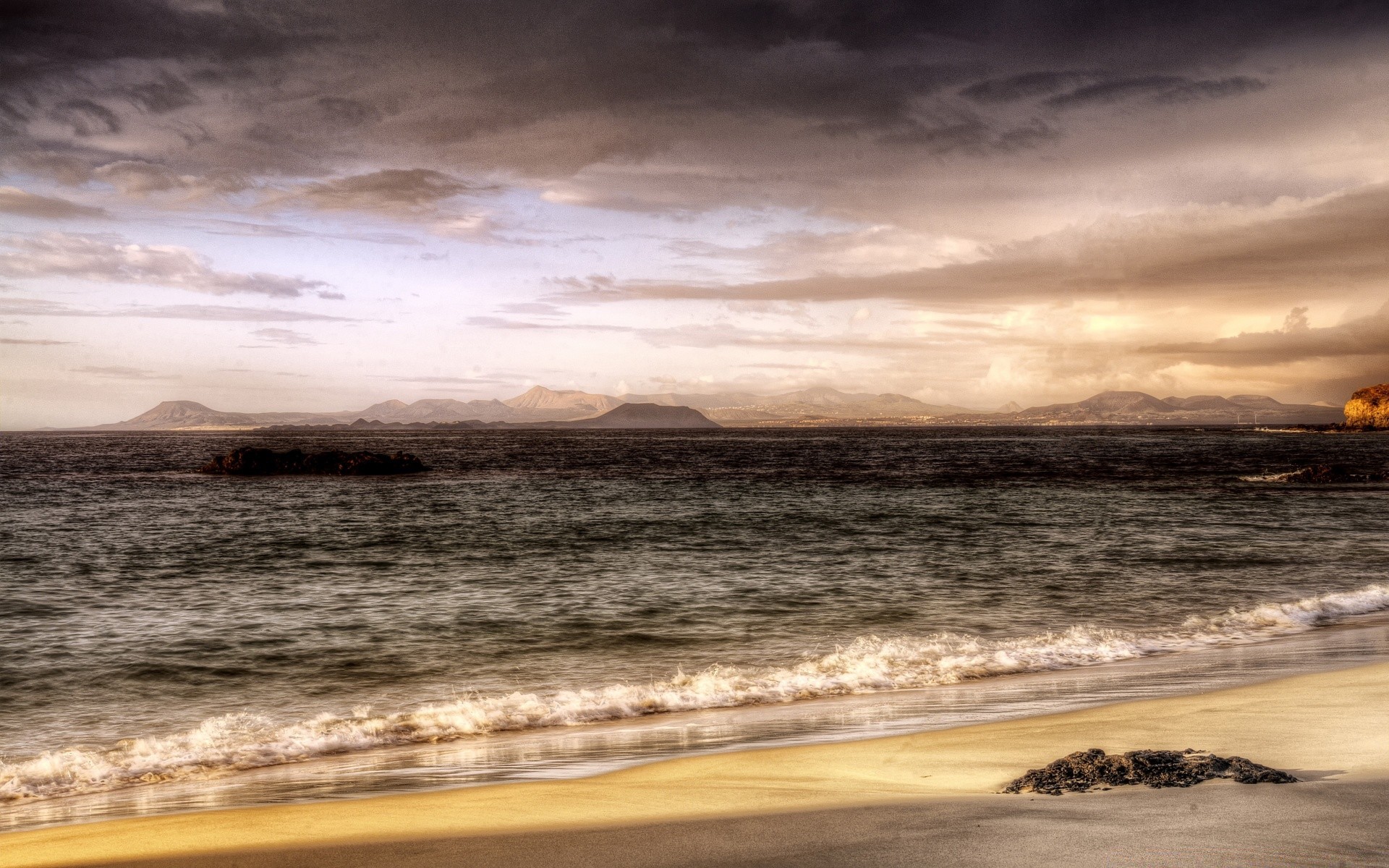 meer und ozean wasser meer strand sonnenuntergang ozean sturm himmel landschaft sand meer dämmerung landschaft natur reisen brandung abend im freien dämmerung