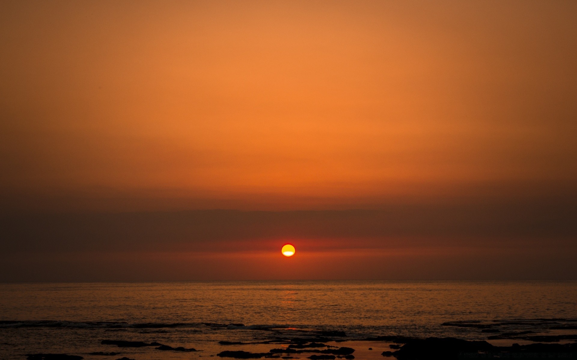 sea and ocean sunset sun dawn water dusk evening sea beach sky ocean fair weather seascape