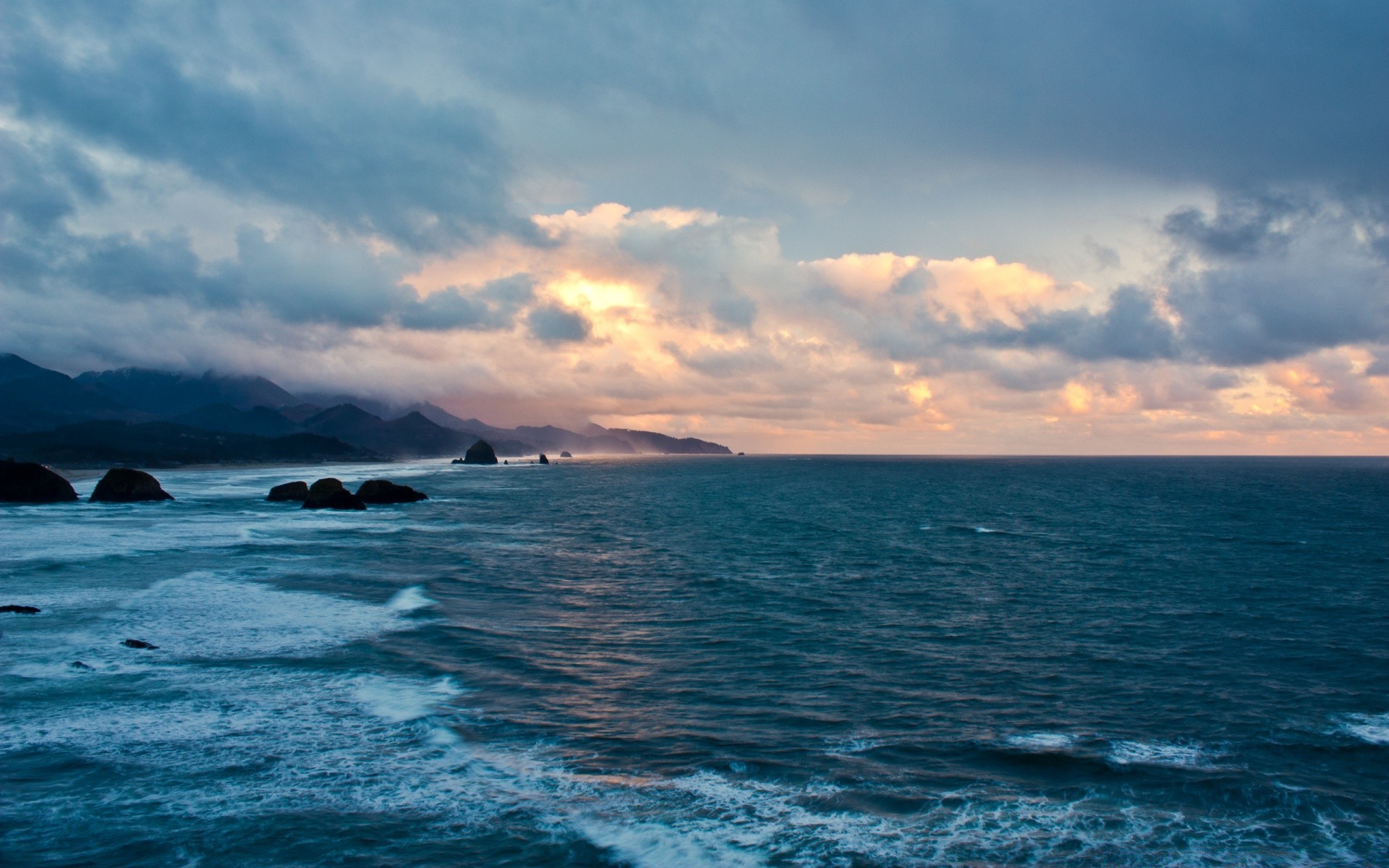 meer und ozean wasser meer ozean himmel strand landschaft natur landschaft sonnenuntergang reisen meer sommer im freien sonne gutes wetter morgendämmerung brandung