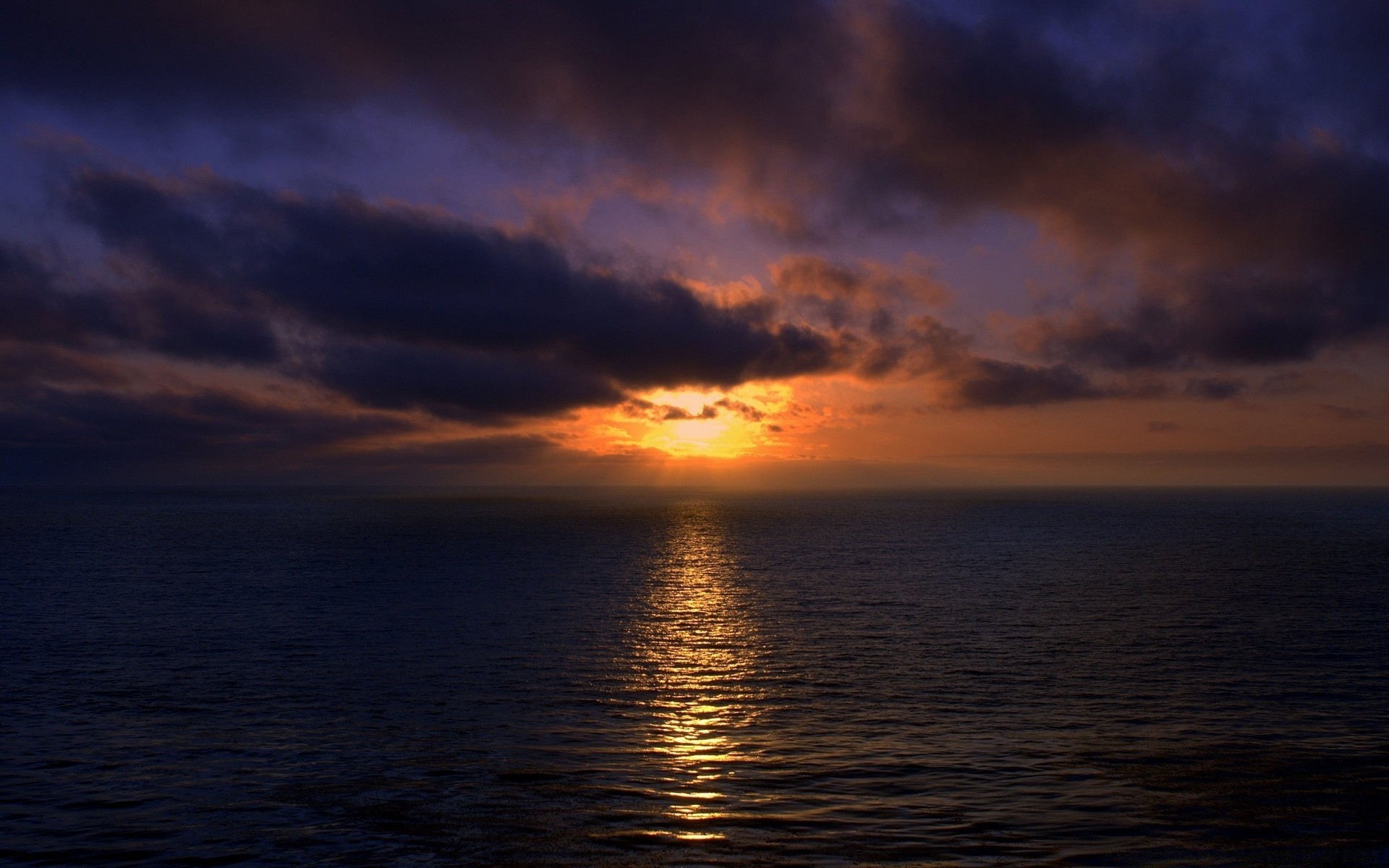 mare e oceano tramonto acqua sole sera alba crepuscolo mare cielo oceano paesaggio luce bel tempo natura spiaggia paesaggio riflessione