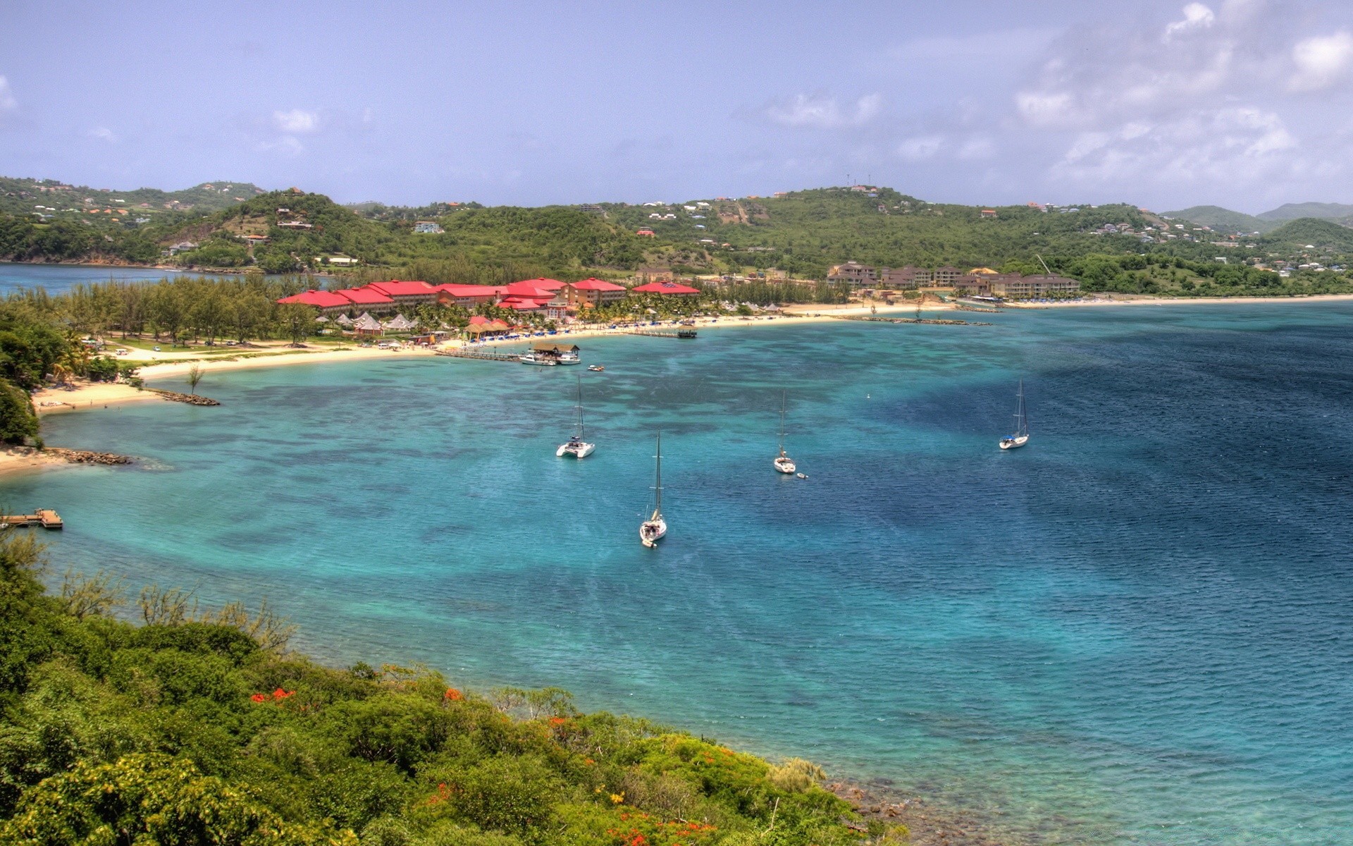 海洋和海洋 海洋 海滩 水域 海 岛 旅游 海洋 海湾 热带 度假 夏季 景观 沙 景观 度假村 泻湖 自然 旅游 天空 风景