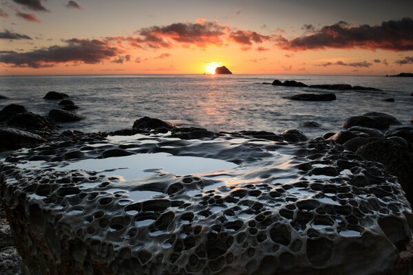 Seestück. Sonnenuntergang am Meer