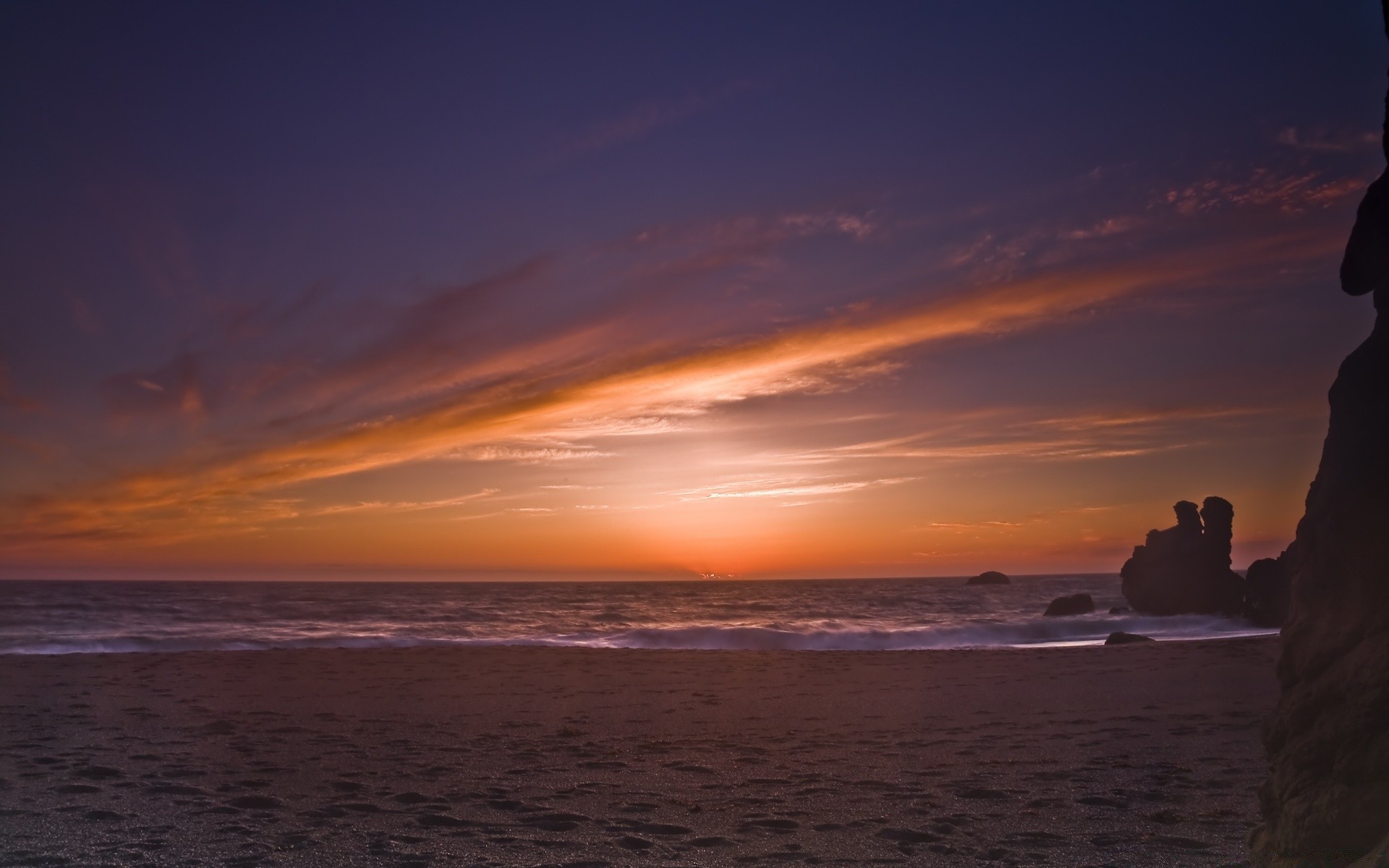 mer et océan coucher de soleil crépuscule aube eau soir soleil rétro-éclairé mer plage océan ciel voyage en plein air mer