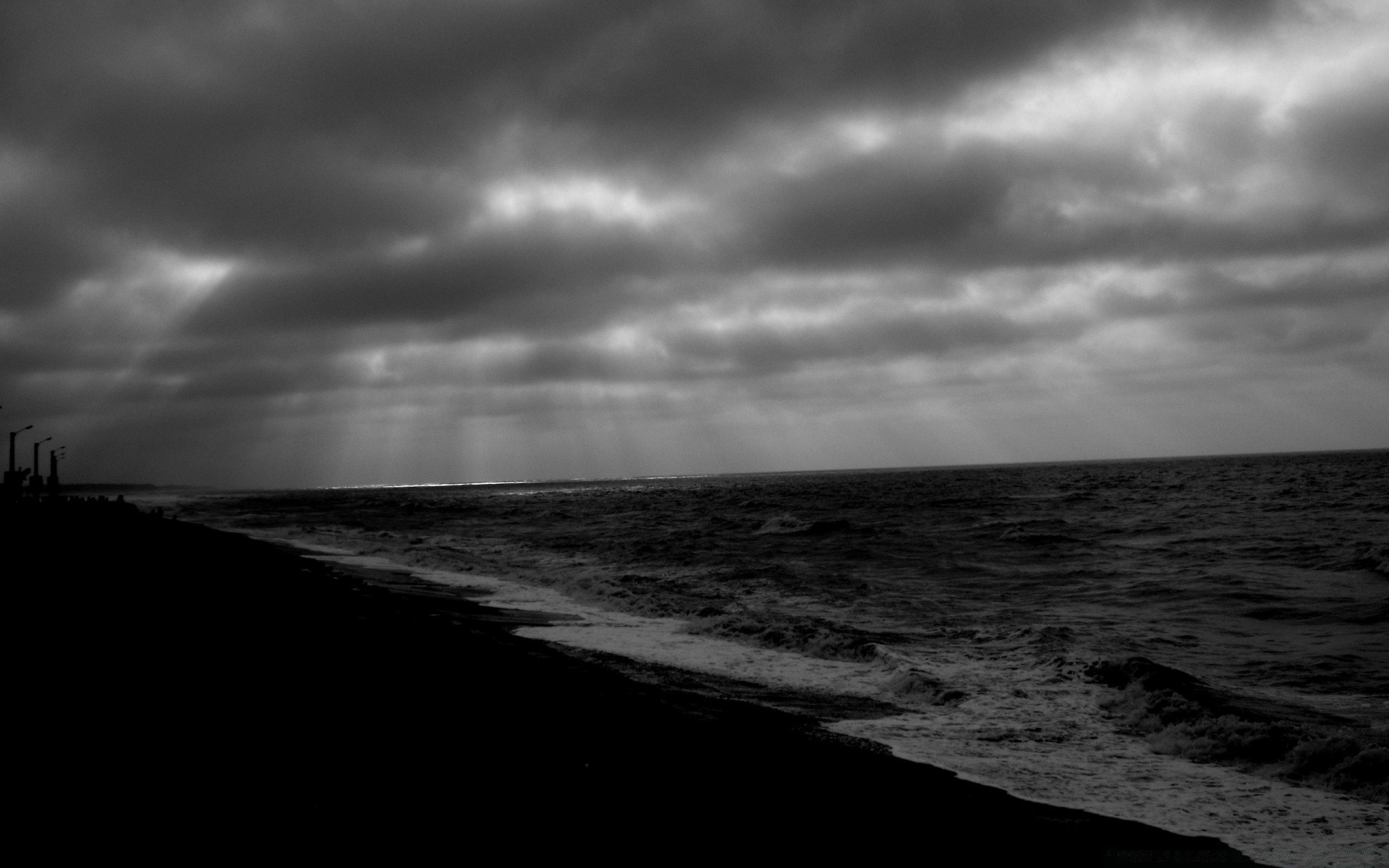 meer und ozean monochrom sturm strand meer sonnenuntergang himmel wasser landschaft ozean regen landschaft natur schwarz / weiß wolke dunkel sonne dämmerung sand dramatisch