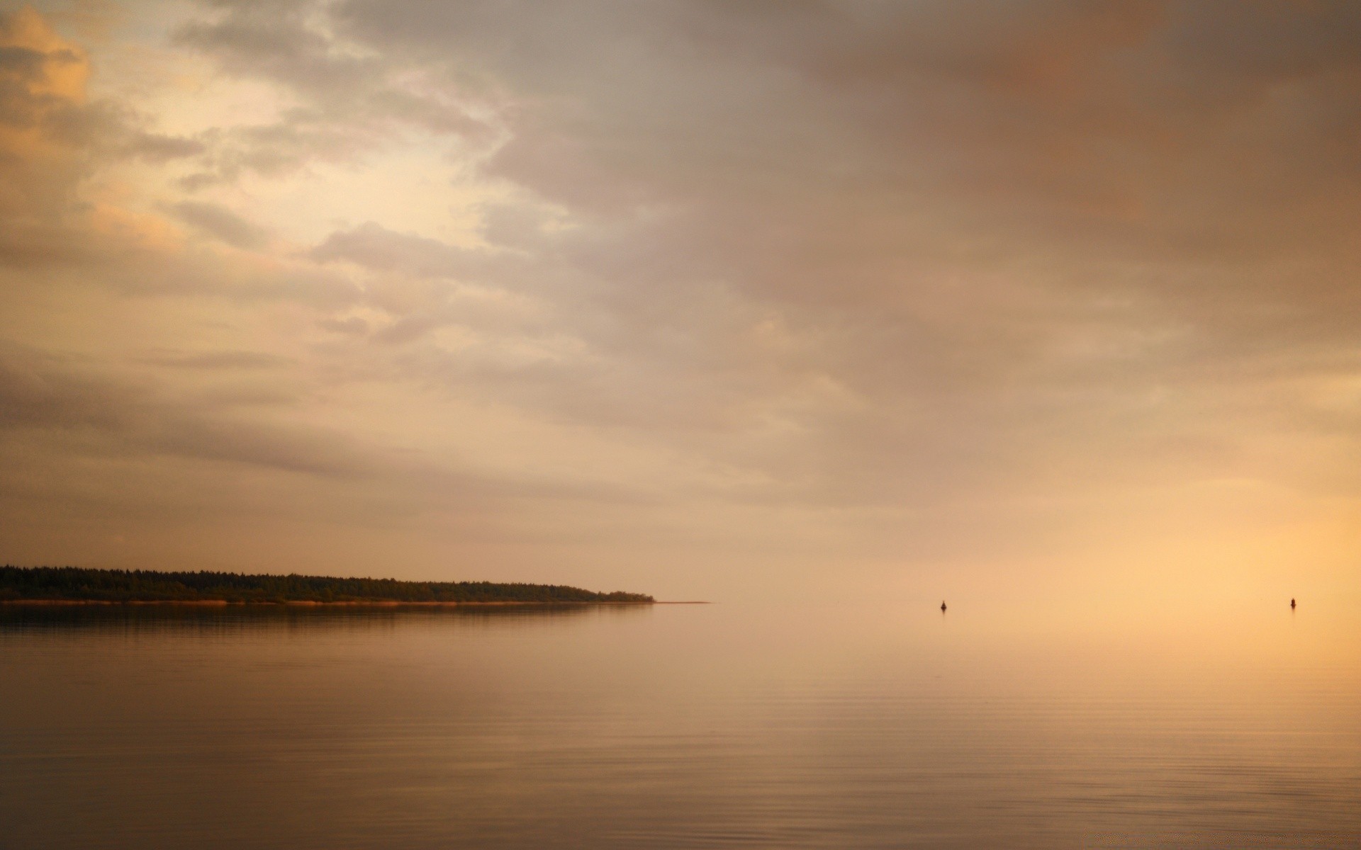 morze i ocean woda zachód słońca świt krajobraz plaża niebo zmierzch wieczorem morze słońce jezioro odbicie światło dzienne ocean na zewnątrz światło podróże podświetlane